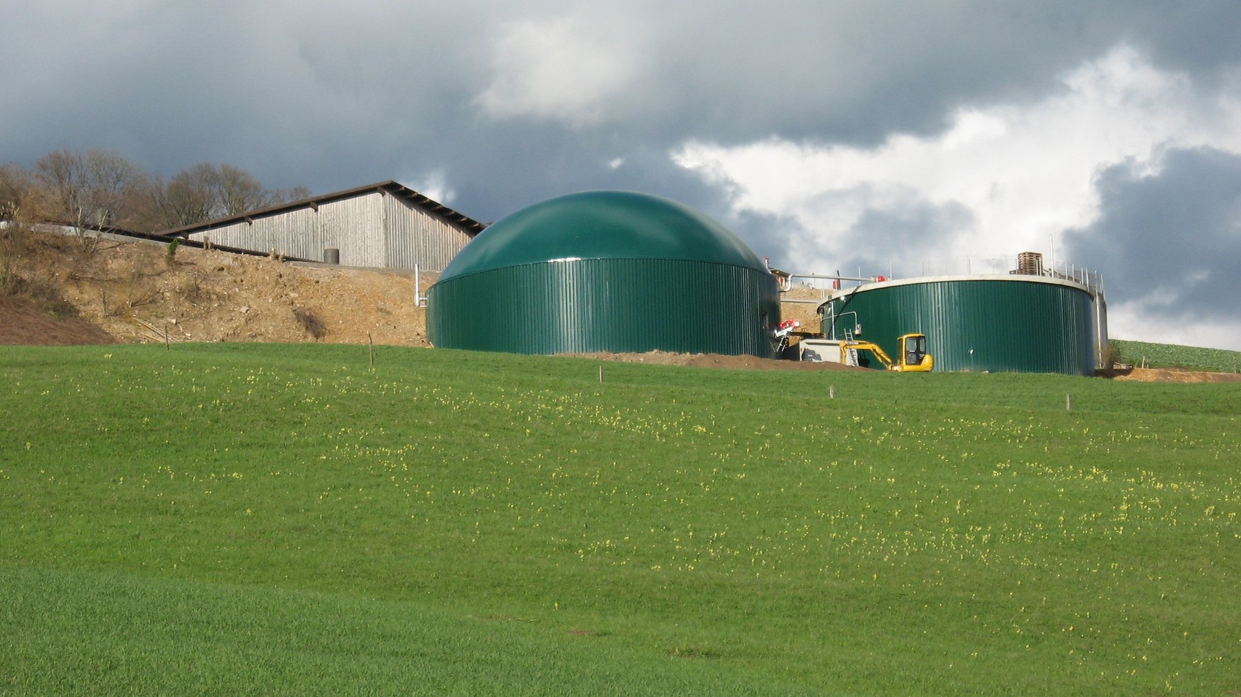 Bauer versorgt mit Biogasanlage 150 Haushalte